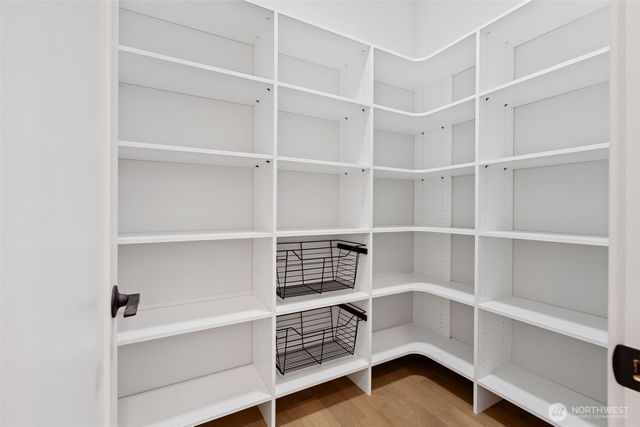 11027 SE 30th Place, Bellevue, WA 98004