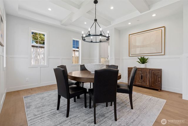 11027 SE 30th Place, Bellevue, WA 98004