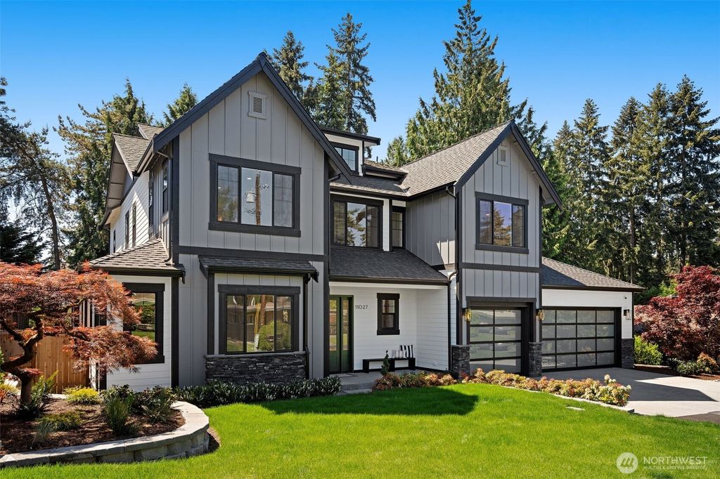 11027 SE 30th Place, Bellevue, WA 98004