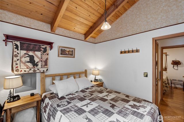 119 Big Creek Road, Ashford, WA 98304