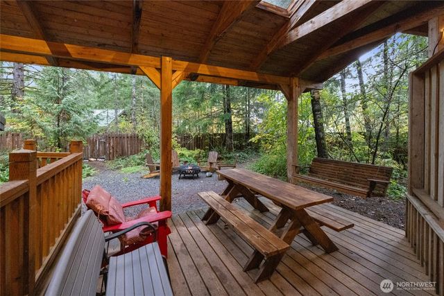 119 Big Creek Road, Ashford, WA 98304