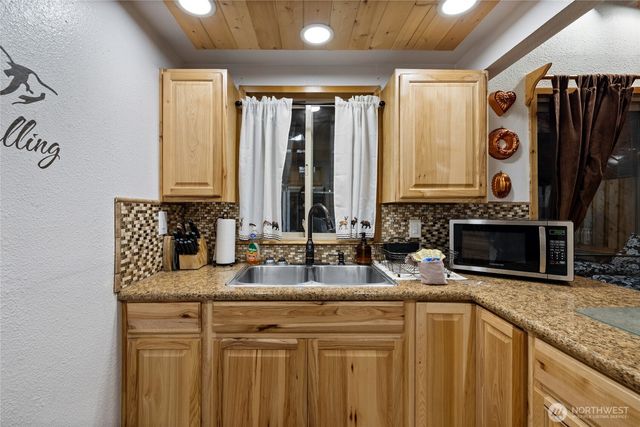 119 Big Creek Road, Ashford, WA 98304