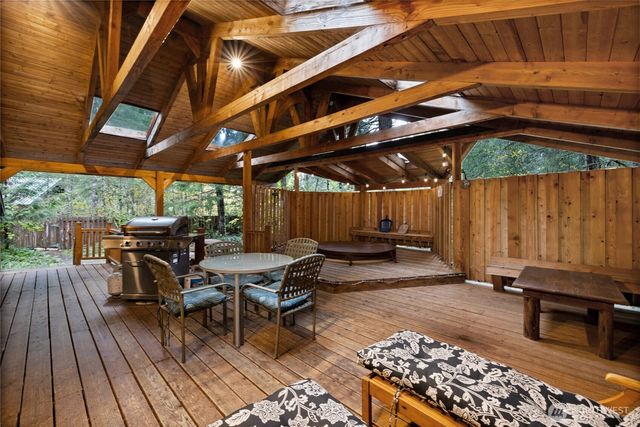 119 Big Creek Road, Ashford, WA 98304