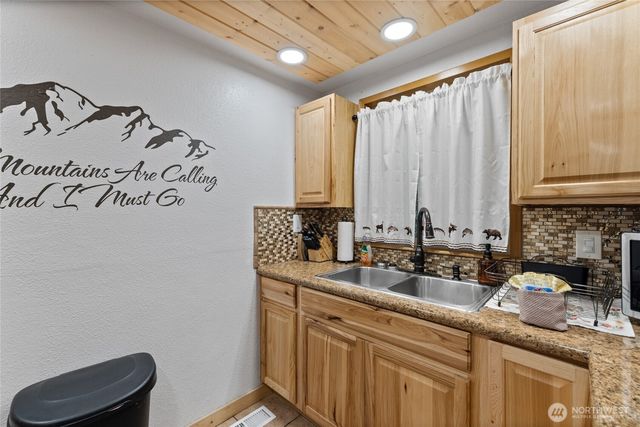 119 Big Creek Road, Ashford, WA 98304