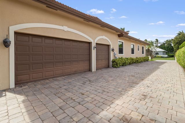4190 Gleneagles Drive, Boynton Beach, FL 33436