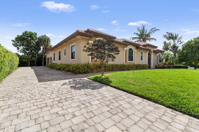4190 Gleneagles Drive, Boynton Beach, FL 33436