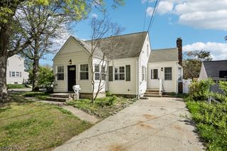 101 Ravine Dr, Matawan Boro, NJ 07747