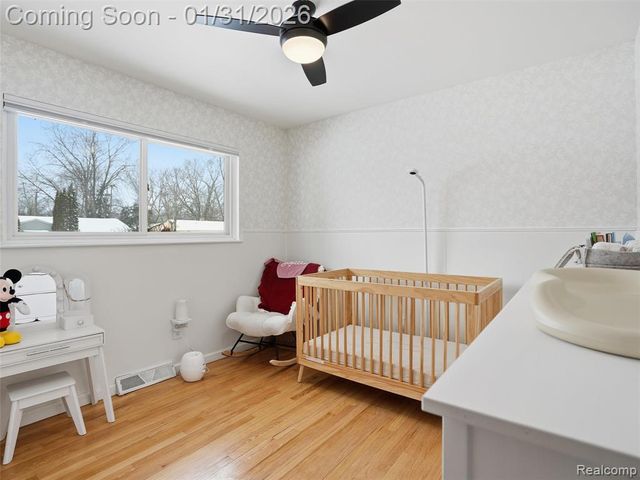 236 Lyons Drive, Troy, MI 48083