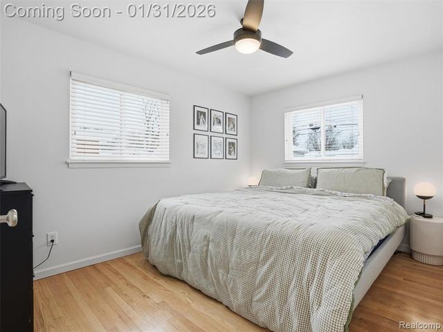 236 Lyons Drive, Troy, MI 48083