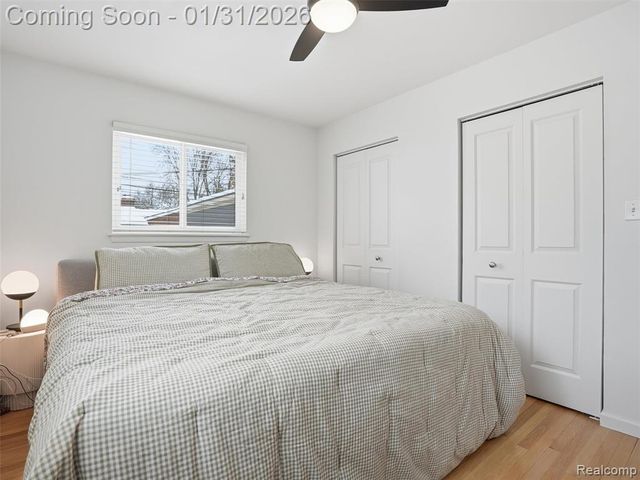 236 Lyons Drive, Troy, MI 48083