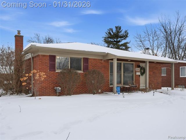 236 Lyons Drive, Troy, MI 48083
