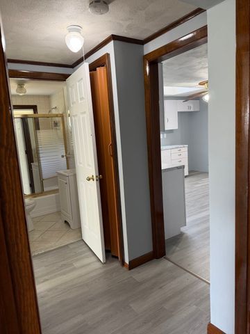 16 Bluemer Rd, Southampton, MA 01073