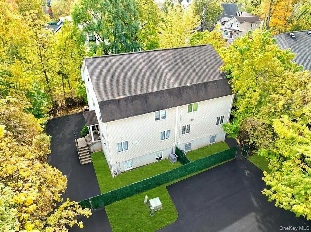 11 Laura Place 2, Spring Valley, NY 10977