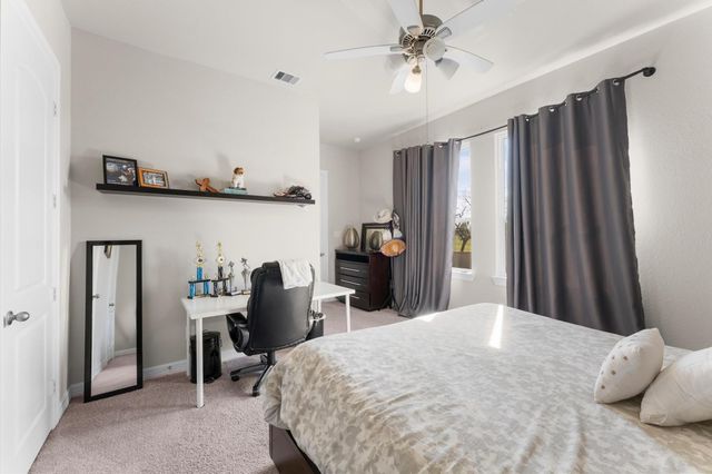 41 Armand Shore Drive, Pasadena, TX 77058