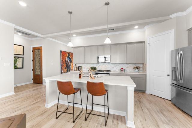 41 Armand Shore Drive, Pasadena, TX 77058