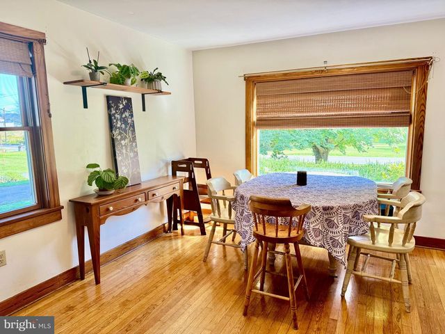 10126 RAYSTOWN RD, Huntingdon, PA 16652