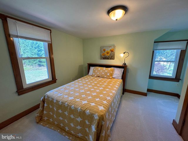 10126 RAYSTOWN RD, Huntingdon, PA 16652