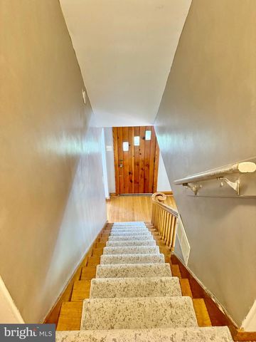 10126 RAYSTOWN RD, Huntingdon, PA 16652