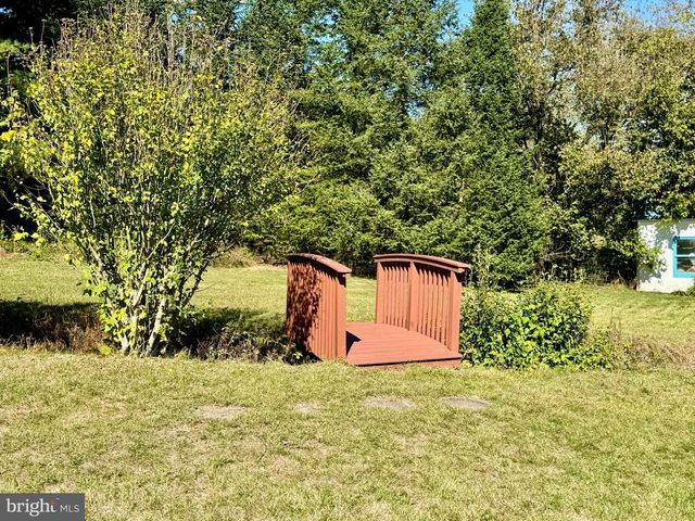 10126 RAYSTOWN RD, Huntingdon, PA 16652