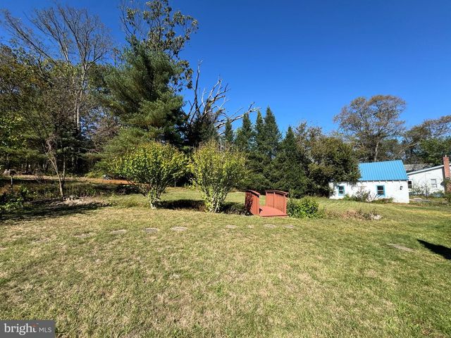 10126 RAYSTOWN RD, Huntingdon, PA 16652