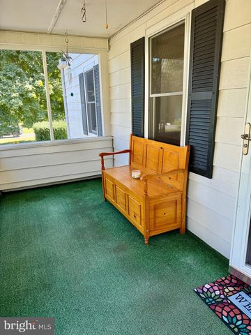 10126 RAYSTOWN RD, Huntingdon, PA 16652