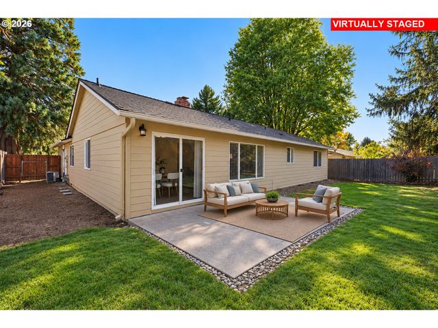 12845 Sw CONESTOGA Dr, Beaverton, OR 97008