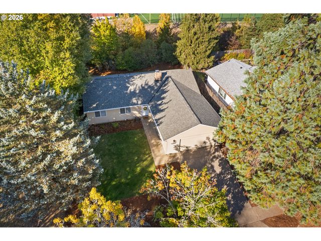 12845 Sw CONESTOGA Dr, Beaverton, OR 97008