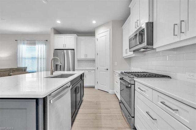 3115 Heritage Pines DR, Fort Myers, FL 33905