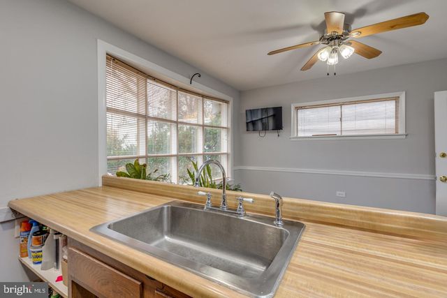 119 BUTTONWOOD ST, Mount Holly, NJ 08060