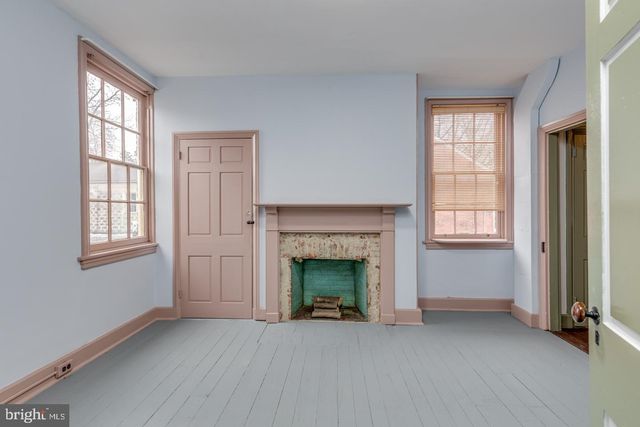 119 BUTTONWOOD ST, Mount Holly, NJ 08060