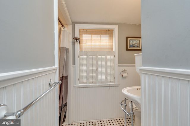 119 BUTTONWOOD ST, Mount Holly, NJ 08060