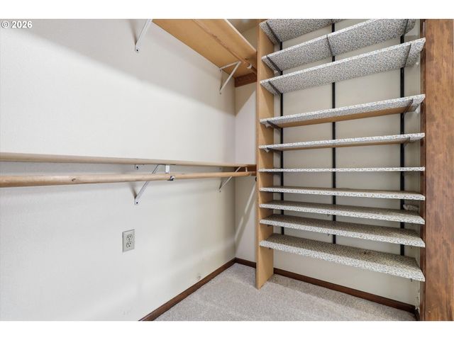 15306 Se HARRISON St, Portland, OR 97233