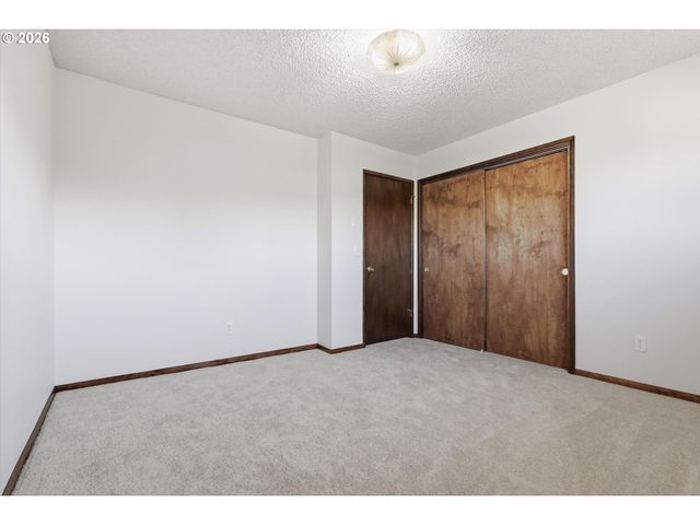 15306 Se HARRISON St, Portland, OR 97233