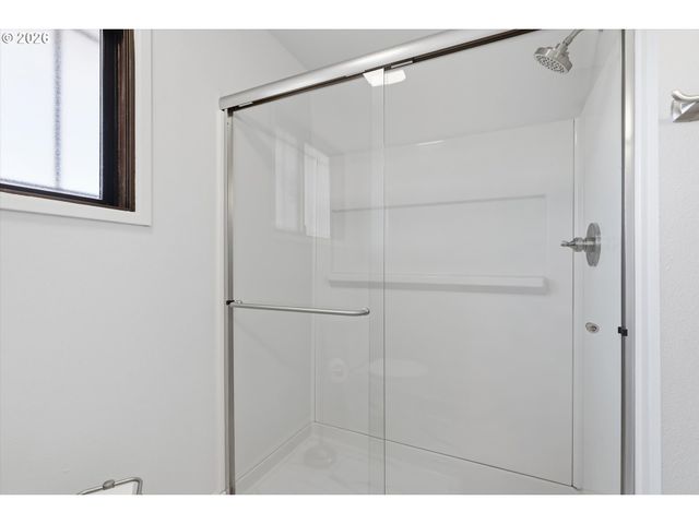15306 Se HARRISON St, Portland, OR 97233