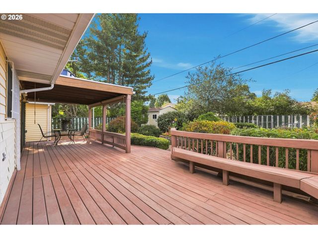 15306 Se HARRISON St, Portland, OR 97233