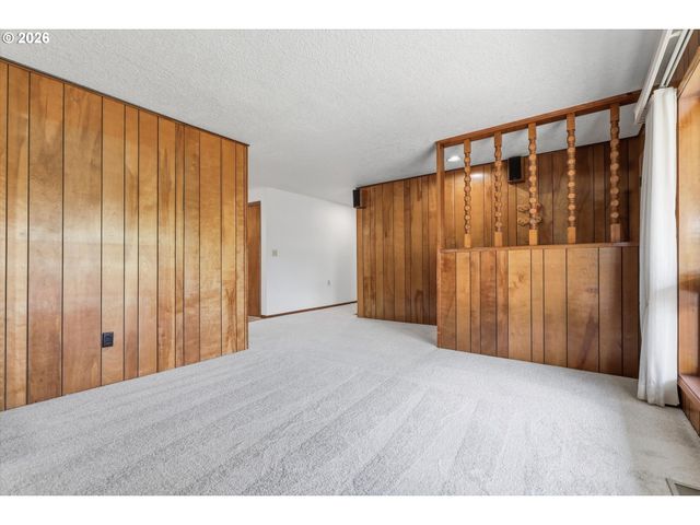 15306 Se HARRISON St, Portland, OR 97233