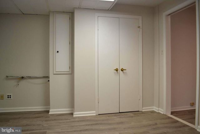 7407 CRESTBERRY LN, Bethesda, MD 20817