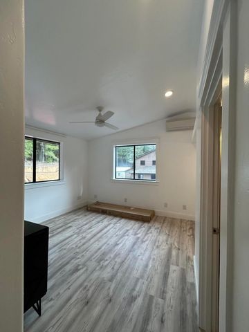 601 McMullen Creek Road, Selma, OR 97538