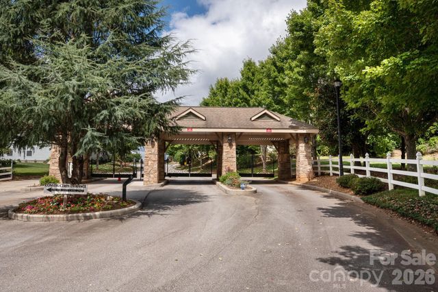 45 Dreambird Drive, Leicester, NC 28748