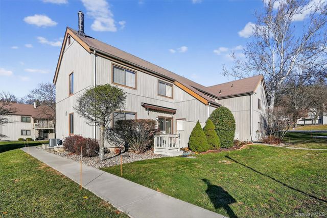 59 Sycamore Drive, Middletown, NY 10940