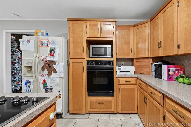 5154 S 34th West Avenue, Tulsa, OK 74107