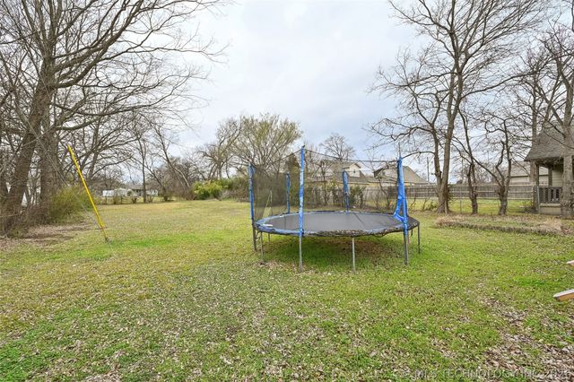 5154 S 34th West Avenue, Tulsa, OK 74107