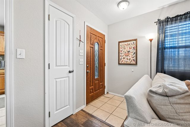 5154 S 34th West Avenue, Tulsa, OK 74107