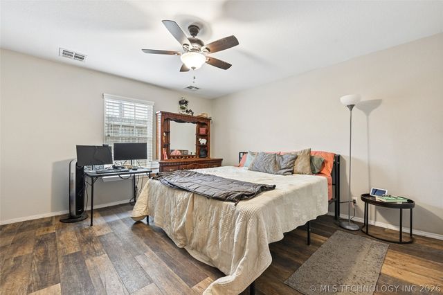 5154 S 34th West Avenue, Tulsa, OK 74107