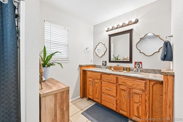 5154 S 34th West Avenue, Tulsa, OK 74107