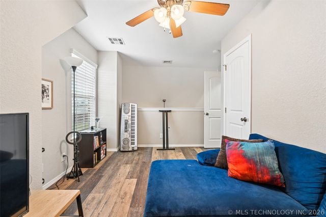 5154 S 34th West Avenue, Tulsa, OK 74107