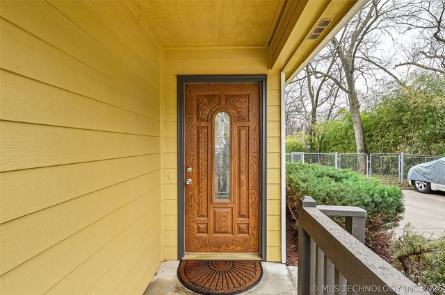 5154 S 34th West Avenue, Tulsa, OK 74107