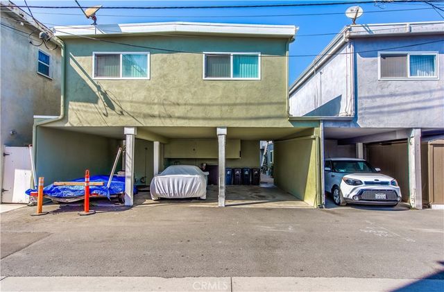 16862 12th St 1, Sunset Beach, CA 90742