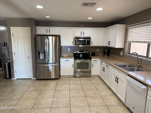 5943 S 248TH Drive, Buckeye, AZ 85326