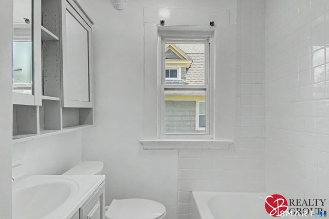 31 Smith Street, West Haven, CT 06516